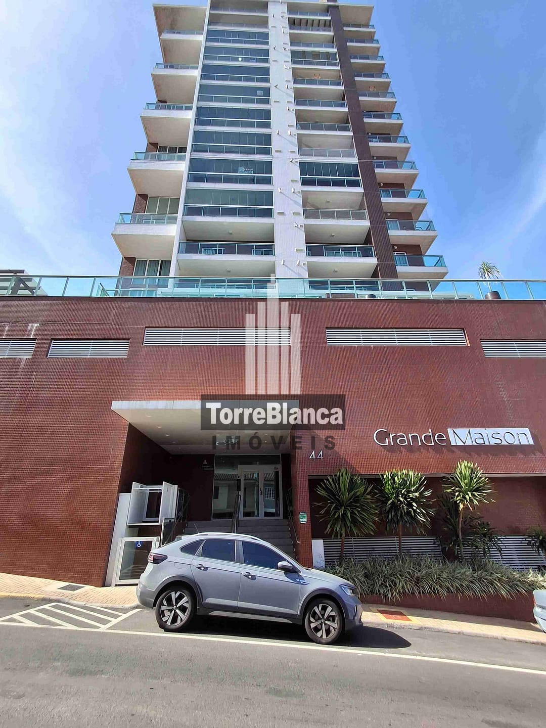Apartamento à venda e aluguel com 2 quartos, 110m² - Foto 1