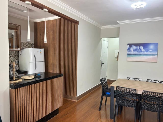 Apartamento 2 quartos e 2 banheiros, para alugar, no bairro Centro em Bertioga