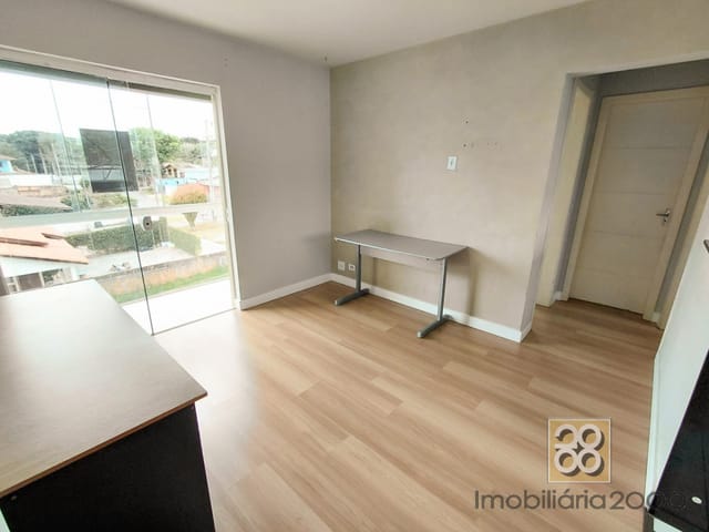Apartamento 2 quartos e 1 banheiro, para alugar, no bairro Guatupe em São José Dos Pinhais