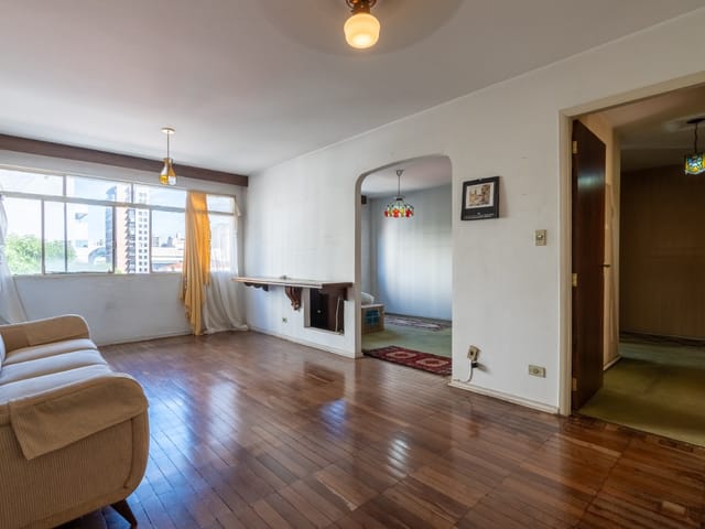 Foto do Apartamento - Apartamento tipo para venda em Moema com 3 quartos, sendo 1 suíte, 105m² | Lares e Andares Imóveis
