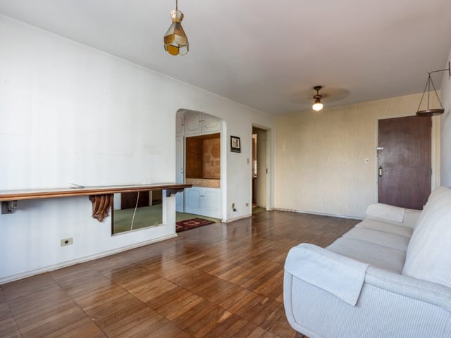 Foto do Apartamento - Apartamento tipo para venda em Moema com 3 quartos, sendo 1 suíte, 105m² | Lares e Andares Imóveis