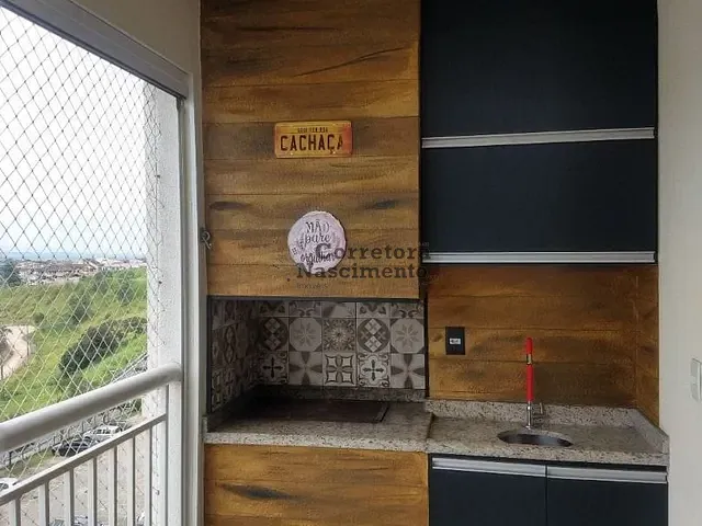 Apartamento 3 quartos e 2 banheiros, à venda, no bairro Vila Industrial em São José dos Campos