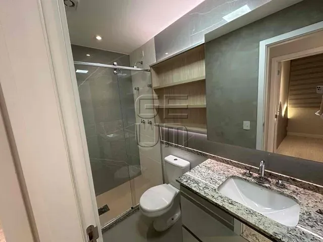 Apartamento 2 quartos e 2 banheiros, à venda, no bairro Gleba Fazenda Palhano em Londrina