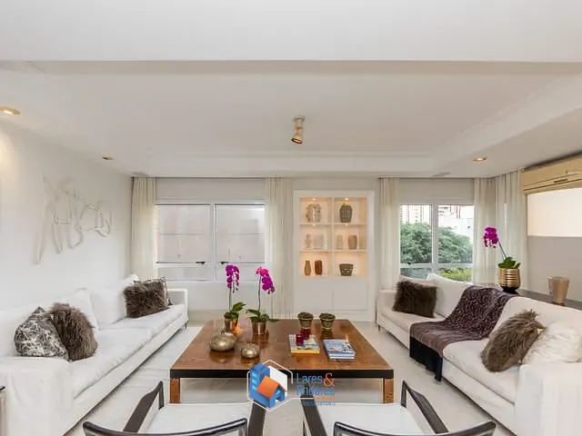 Apartamento com 243m² 3 quartos e 5 banheiros, à venda, no bairro Moema em São Paulo