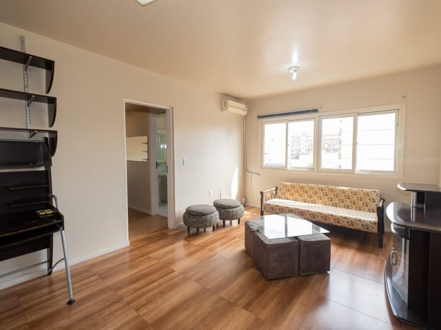 Foto do Apartamento - Apartamento 1 dormitório mobiliado para aluguel no Centro de Pelotas RS, próximo à Universidade Católica, em processo de desocupação | UP Imóveis