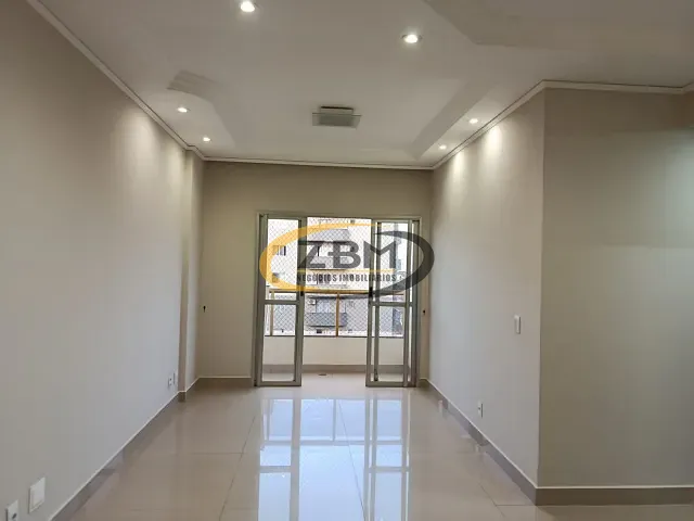 Apartamento 3 quartos e 2 banheiros, à venda, no bairro Centro em Londrina