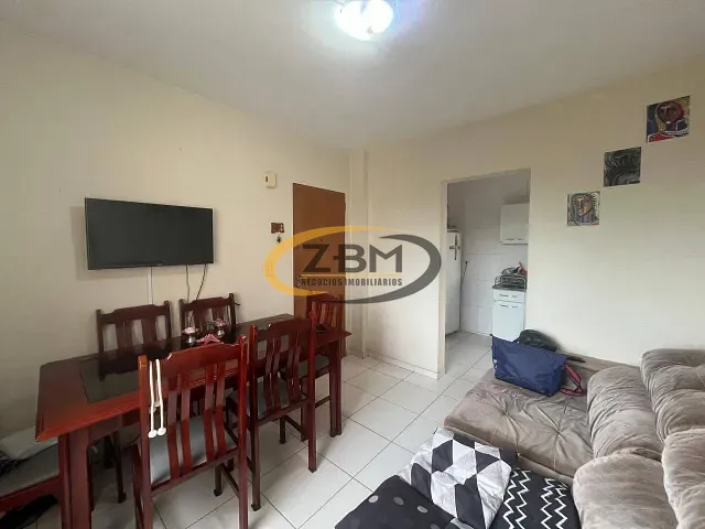 Apartamento com 52m² 2 quartos e 1 banheiro, à venda, no bairro Industrial em Londrina