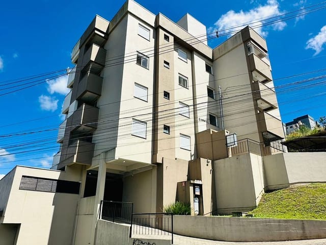 Apartamento 2 quartos e 1 banheiro, à venda, no bairro Nossa Senhora das Graças em Caxias do Sul