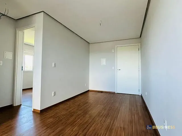 Apartamento 2 quartos e 1 banheiro, à venda, no bairro Nossa Senhora das Graças em Caxias do Sul