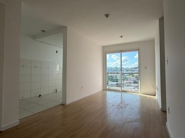 Apartamento 2 quartos e 1 banheiro, à venda, no bairro Esplanada em Caxias do Sul