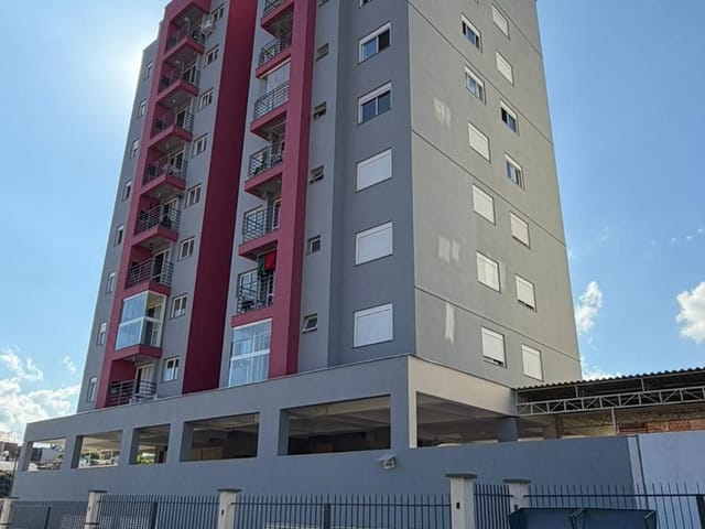 Apartamento 2 quartos e 1 banheiro, à venda, no bairro Esplanada em Caxias do Sul