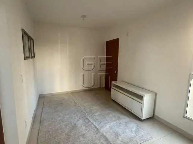 Apartamento 2 quartos e 1 banheiro, à venda, no bairro Colinas em Londrina