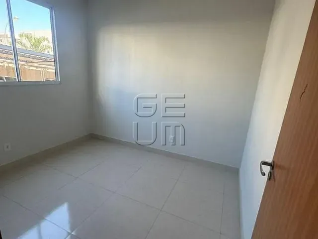 Apartamento 2 quartos e 1 banheiro, à venda, no bairro Colinas em Londrina