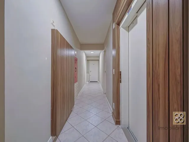 Apartamento 2 quartos e 1 banheiro, à venda, no bairro Água Verde em Curitiba