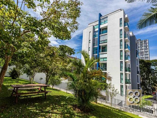 Apartamento 2 quartos e 3 banheiros, à venda, no bairro Mercês em Curitiba