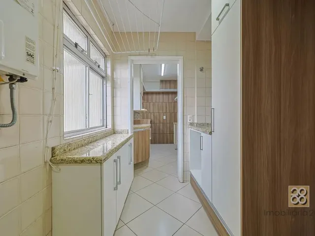 Apartamento 3 quartos e 1 banheiro, à venda, no bairro Água Verde em Curitiba