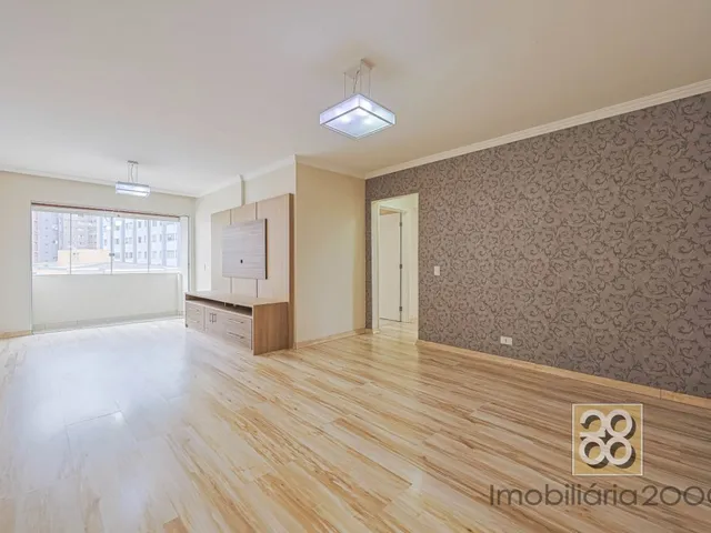 Apartamento 3 quartos e 2 banheiros, à venda, no bairro Água Verde em Curitiba