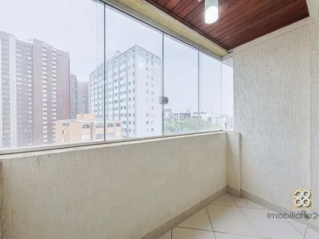 Apartamento 3 quartos e 2 banheiros, à venda, no bairro Água Verde em Curitiba