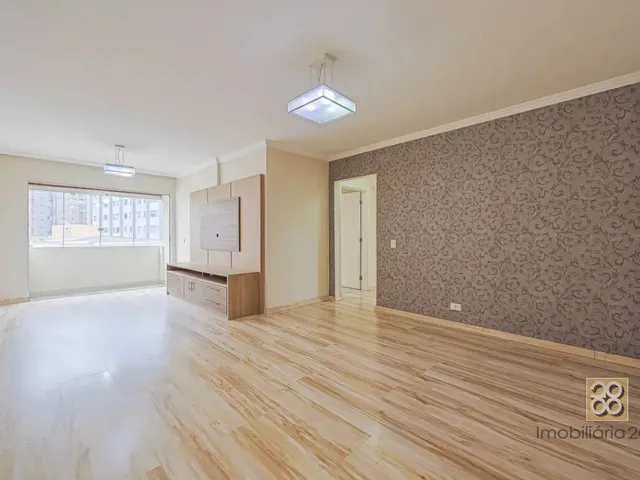 Apartamento 3 quartos e 2 banheiros, à venda, no bairro Água Verde em Curitiba