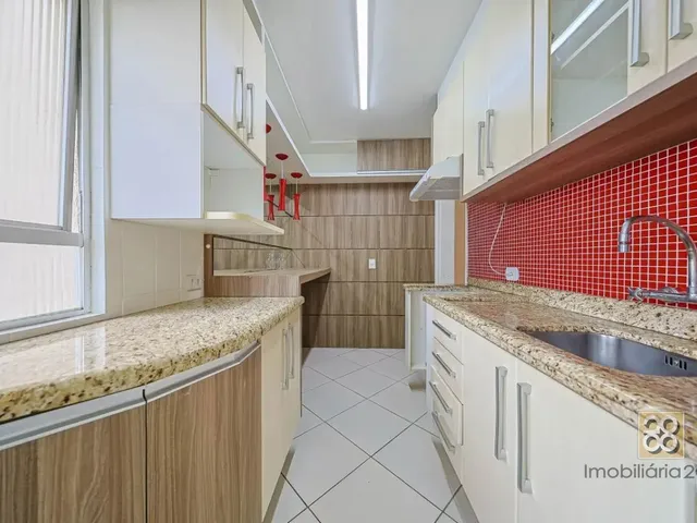 Apartamento 3 quartos e 2 banheiros, à venda, no bairro Água Verde em Curitiba