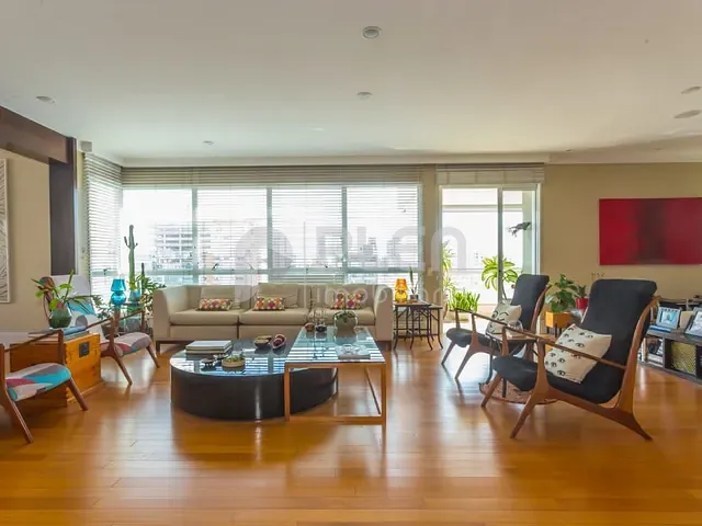 Apartamento 4 quartos e 6 banheiros, à venda, no bairro Pinheiros em São Paulo