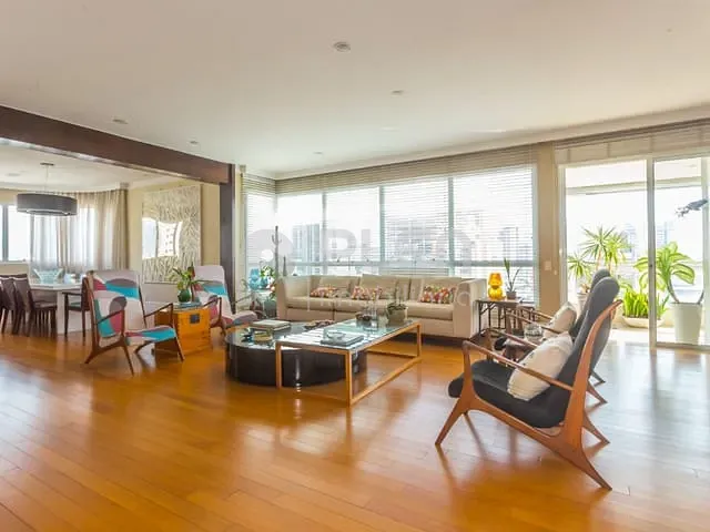 Apartamento 4 quartos e 6 banheiros, à venda, no bairro Pinheiros em São Paulo
