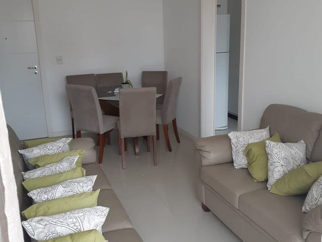 Apartamento 2 quartos e 1 banheiro, à venda, no bairro Itapuã em Vila Velha