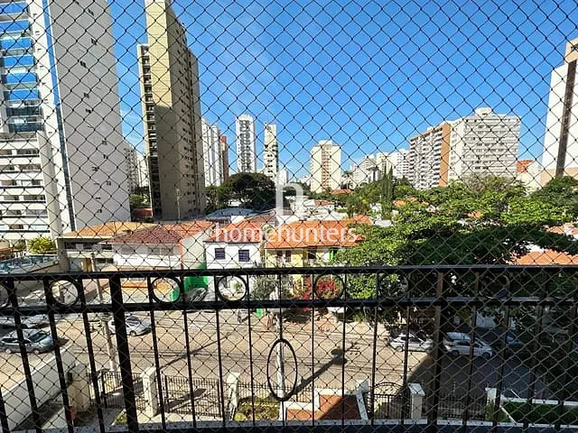 Apartamento com 75m² 2 quartos e 3 banheiros, para alugar, no bairro Cambuí em Campinas
