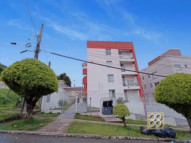 Apartamento 2 quartos e 1 banheiro, à venda, no bairro Parolin em Curitiba
