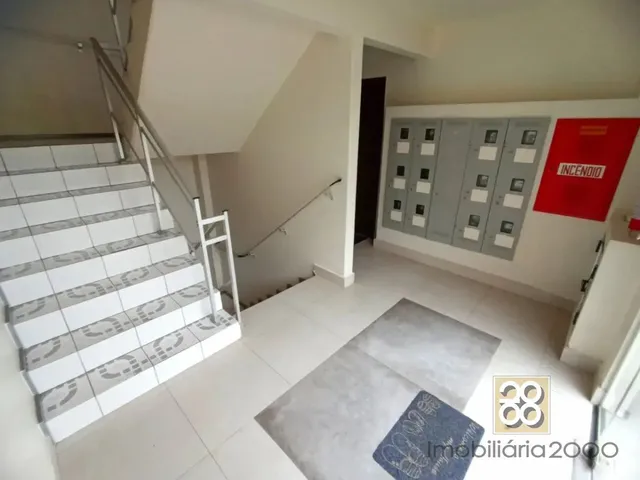 Apartamento 2 quartos e 1 banheiro, à venda, no bairro Parolin em Curitiba