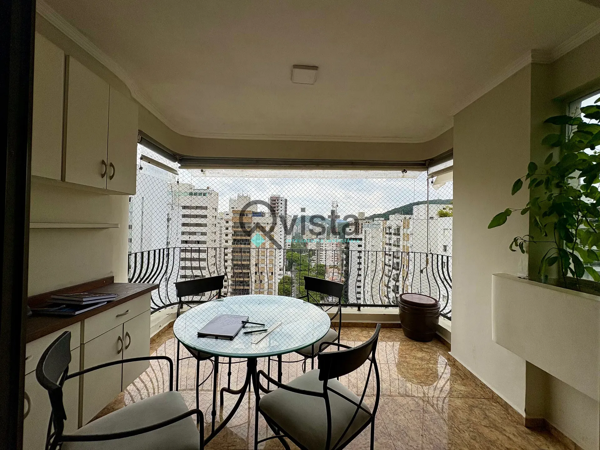 Apartamento, 3 quartos, 145 m² - Foto 1