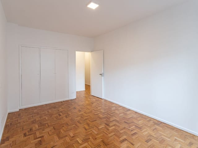 Foto do Apartamento - Apartamento tipo para venda em Itaim Bibi com 3 quartos, sendo 1 suíte, 187m² | Lares e Andares Imóveis