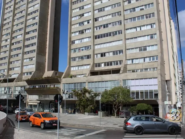 Apartamento 2 quartos e 1 banheiro, à venda, no bairro Centro em Curitiba