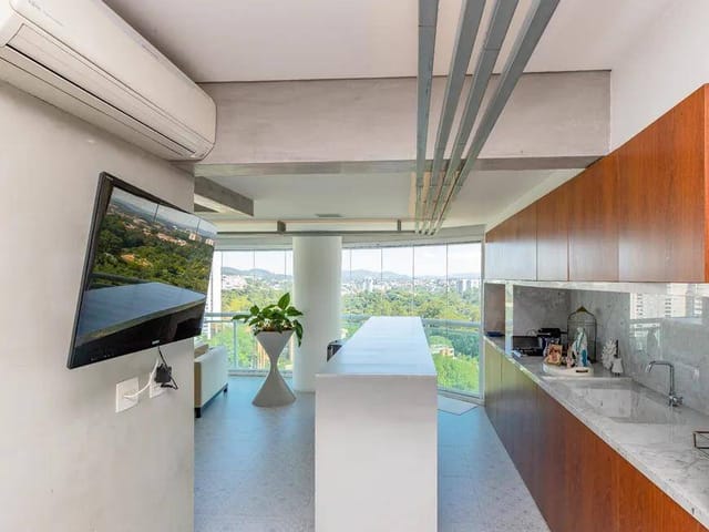 Apartamento com 261m² 3 quartos e 6 banheiros, à venda, no bairro Alphaville Empresarial em Barueri