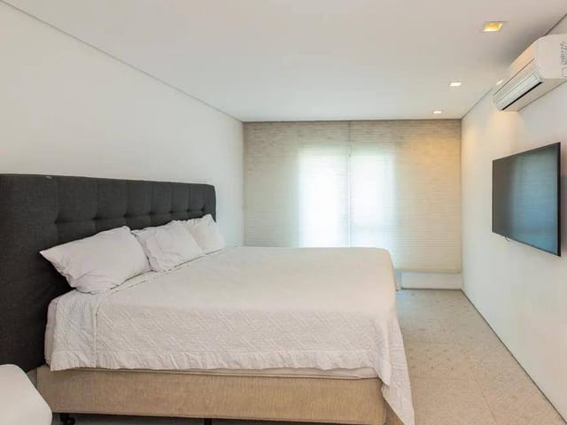 Apartamento com 261m² 3 quartos e 6 banheiros, à venda, no bairro Alphaville Empresarial em Barueri