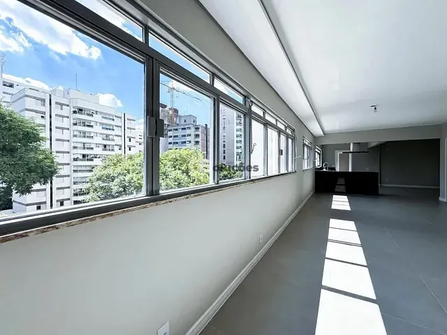 Apartamento 3 quartos e 4 banheiros, à venda, no bairro Higienôpolis em São Paulo