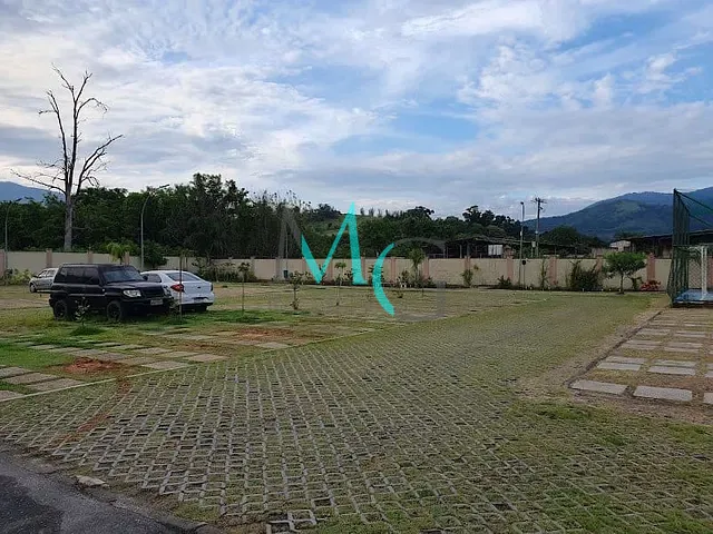 Apartamento 2 quartos e 1 banheiro, para alugar, no bairro Campo Grande em Rio de Janeiro