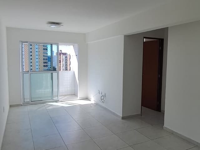 Apartamento 2 quartos e 2 banheiros, para alugar, no bairro Manaíra em João Pessoa