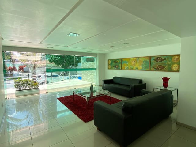 Apartamento 2 quartos e 2 banheiros, para alugar, no bairro Manaíra em João Pessoa