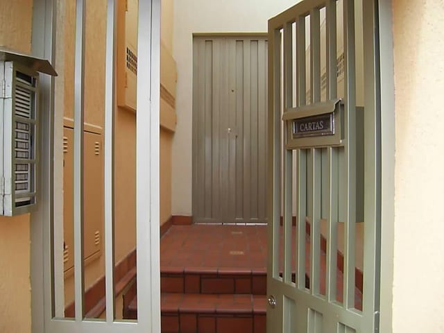 Foto do Apartamento - Apartamento com 1 dormitório para alugar, 42 m² por R$ 885,64/mês - Nossa Senhora da Abadia - Uberaba/MG | ZUCATO IMOBILIARIA LTDA