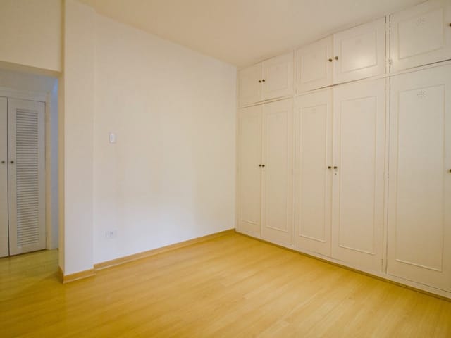 Foto do Apartamento - Apartamento tipo para venda em Cerqueira César com 2 quartos, sendo 1 suíte, 100m² | Lares e Andares Imóveis