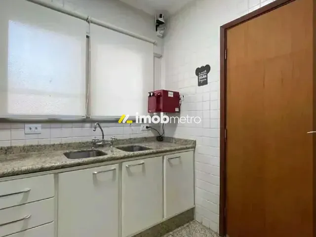 Apartamento 2 quartos e 3 banheiros, à venda, no bairro Cambuí em Campinas