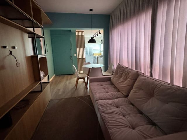Apartamento 1 quarto e 1 banheiro, à venda, no bairro Vila João Pessoa em Porto Alegre