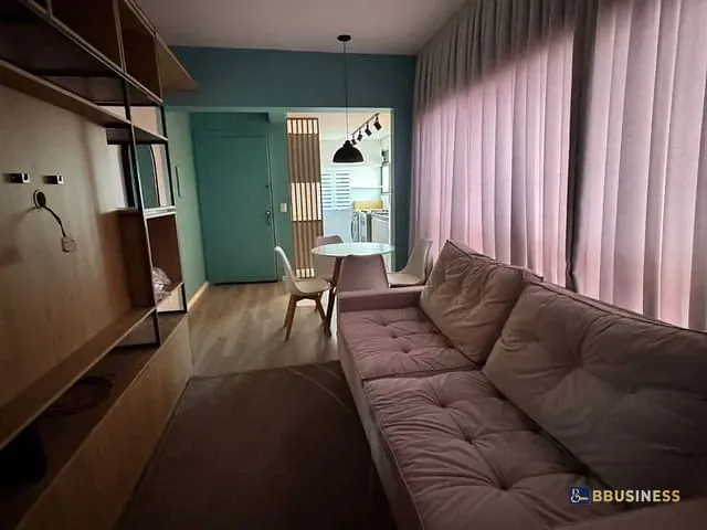 Apartamento 1 quarto e 1 banheiro, à venda, no bairro Vila João Pessoa em Porto Alegre