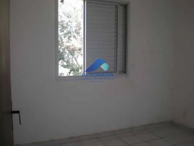 Apartamento 2 quartos e 1 banheiro, para alugar, no bairro jardim oriente em São José dos Campos