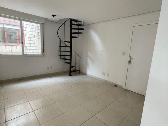Apartamento 2 quartos e 2 banheiros, à venda, no bairro Santa Tereza em Porto Alegre