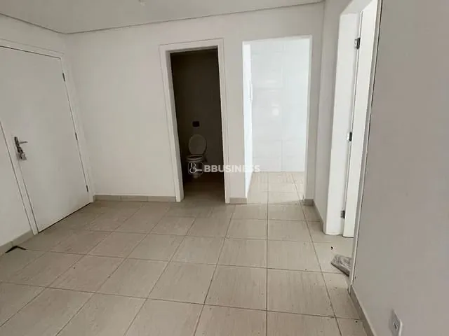 Apartamento 2 quartos e 2 banheiros, à venda, no bairro Santa Tereza em Porto Alegre