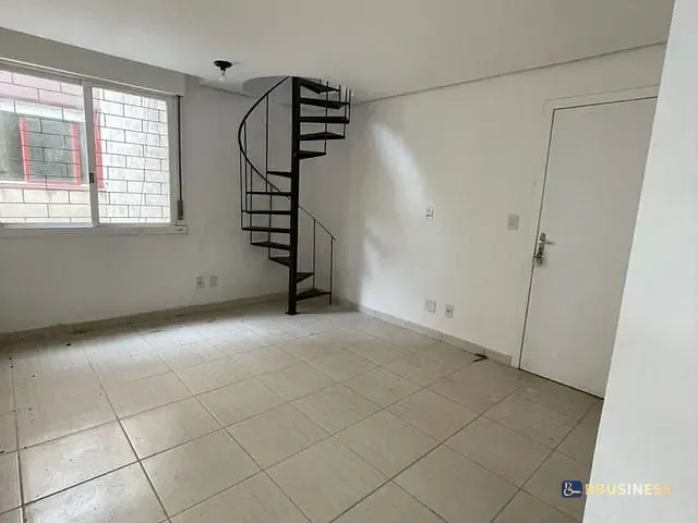 Apartamento 2 quartos e 2 banheiros, à venda, no bairro Santa Tereza em Porto Alegre