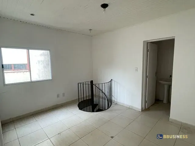 Apartamento 2 quartos e 2 banheiros, à venda, no bairro Santa Tereza em Porto Alegre