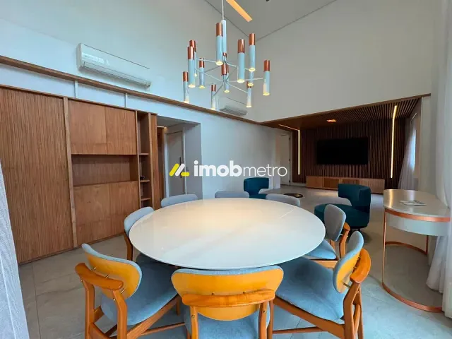Apartamento com 244m² 3 quartos e 4 banheiros, para alugar, no bairro Taquaral em Campinas